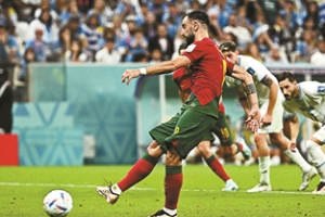 B费梅开二度 助葡萄牙提前锁定世界杯16强门票