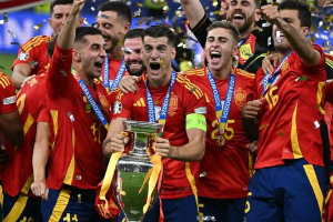 西班牙收获2024欧洲杯冠军 时隔12年再度夺冠